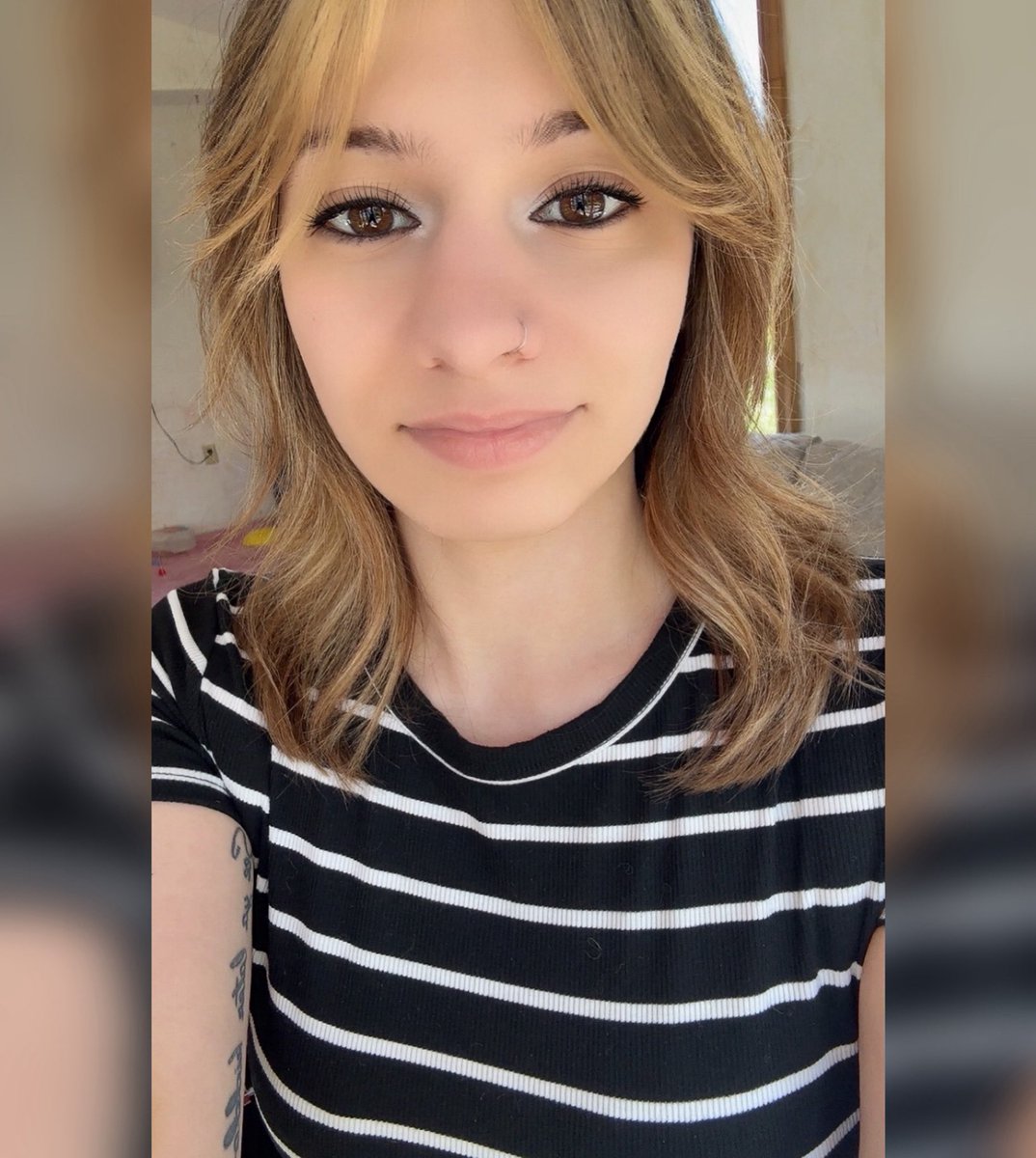 Kelly_Marie1998's tweet photo. It’s my first day back at work after spending a week and a half in the hospital for pancreatitis and other complications. 
It’s going to be a long road ahead but I'm staying hopeful. https://t.co/CIsJ76O5SW