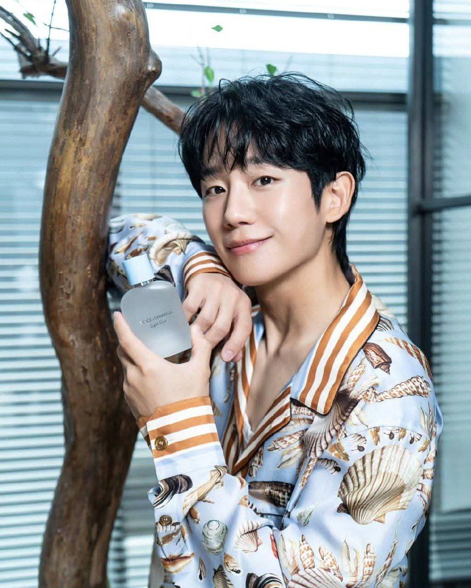 CherryShida01 (@cherryshida01) on Twitter photo I just loved his looks, his messy hair
give attraction to his charm.
Haein and @DolceGabbana is much
pairing his an actor model knows his
style with confidence, beauty pam-
pered with shine so handsome.
#JungHaeIn <a href="/dolcegabbana/">Dolce & Gabbana</a> I just loved his looks, his messy hair
give attraction to his charm.
Haein and @DolceGabbana is much
pairing his an actor model knows his
style with confidence, beauty pam-
pered with shine so handsome.
#JungHaeIn <a href="/dolcegabbana/">Dolce & Gabbana</a>