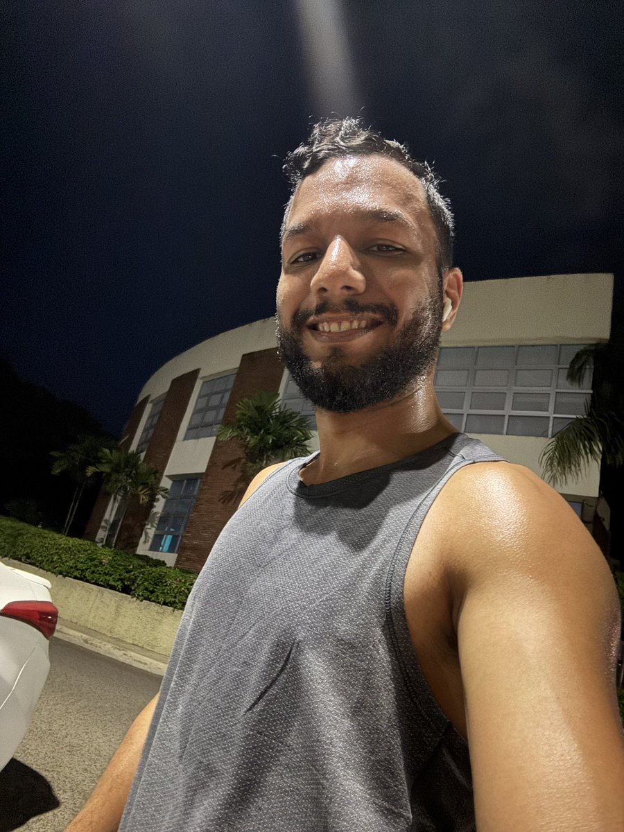 Jabigg1105's tweet image. #GlobalRunningDay 🏃🏽