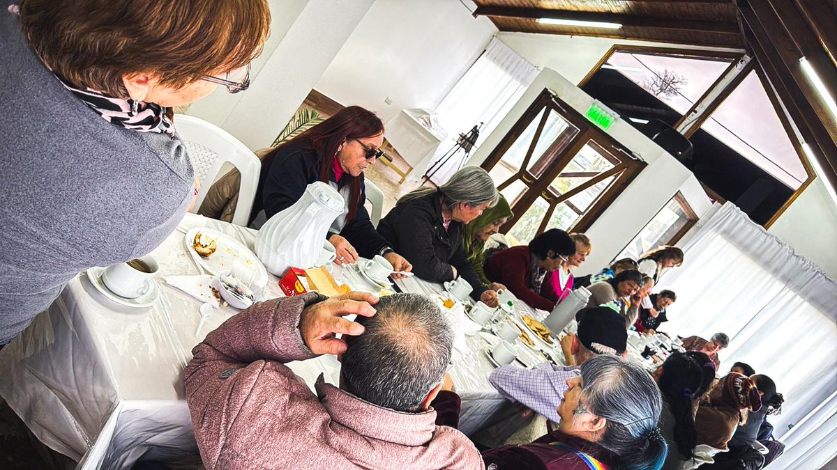 Pino_Ush's tweet photo. CCNA Sede Tolhuin
Con mucha alegría y entusiasmo si vivió una tarde de alegría con los adultos mayores en el CCNA de Tolhuin, un espacio de participación y recreación.
#QueremosQueSeasParte @crislopeztdf https://t.co/yKaIDCCWM6