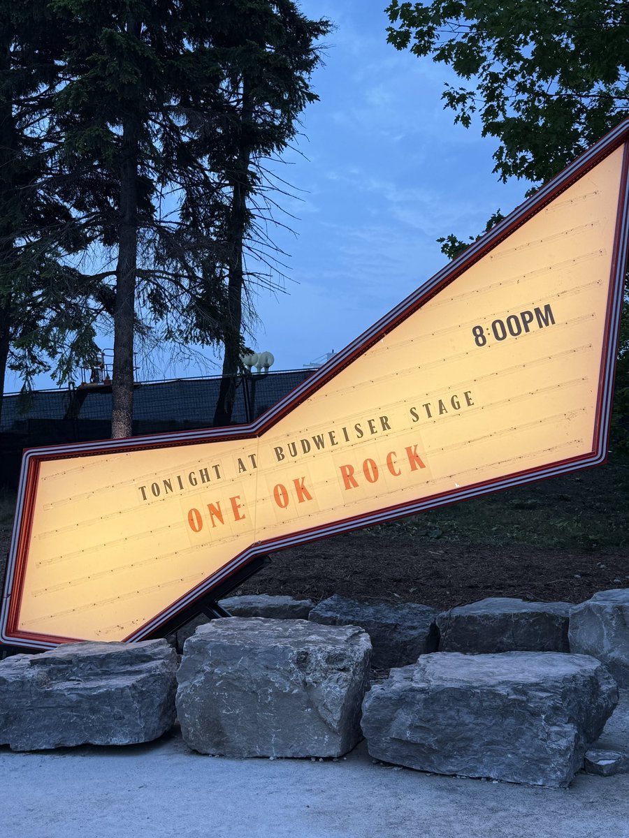 We’re <a href="/ONEOKROCK_japan/">ONE OK ROCK_official</a> show in Toronto tonight <a href="/budweiserstage/">Budweiser Stage</a> ! 

🧵 Follow along for updates 

#ONEOKROCK