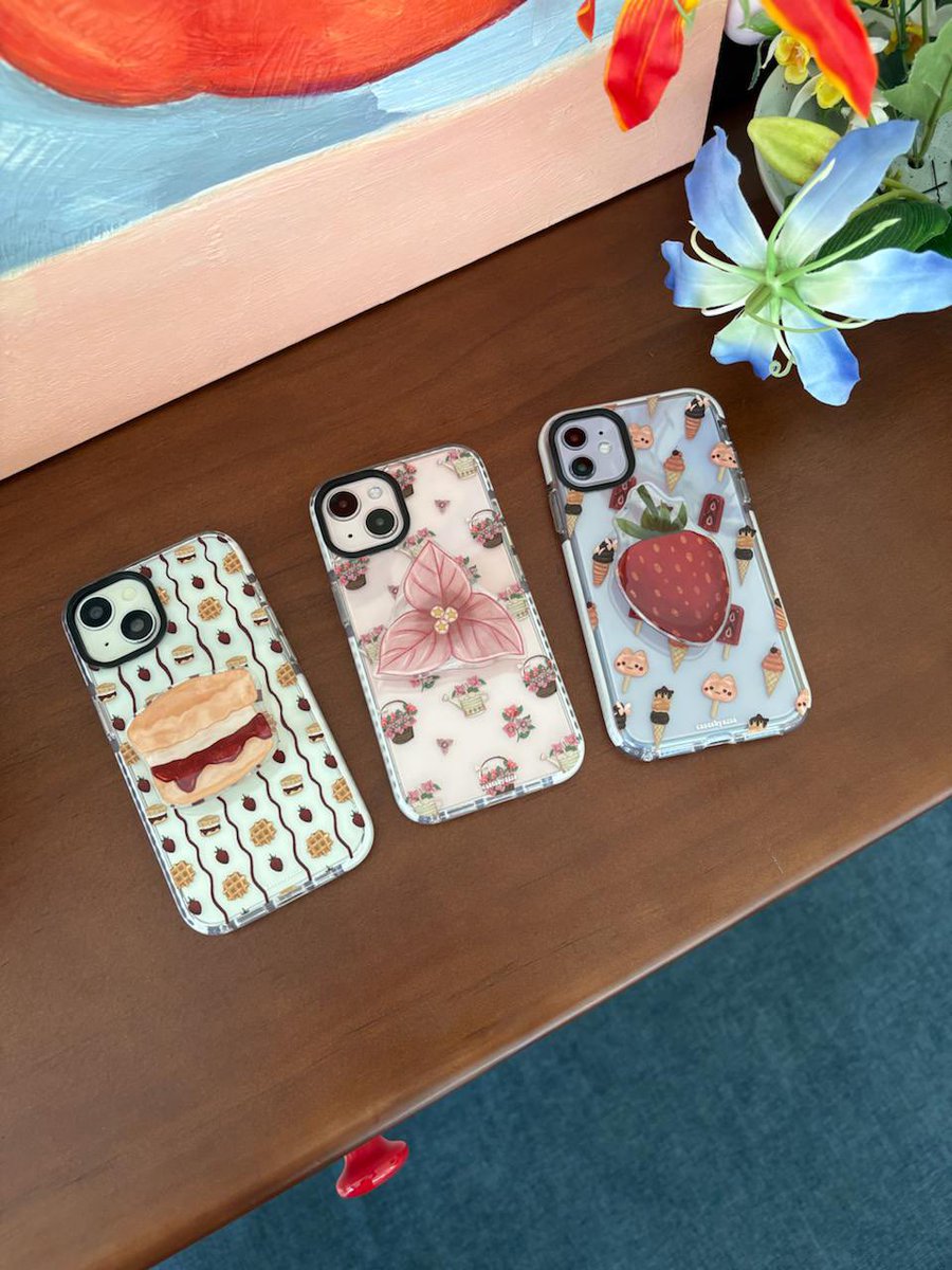 effacurio's tweet photo. Let your phone wear something fun too 🎀📞

New phone case from CasesByAzza is calling, are you picking up? 👀🪻🍦 https://t.co/HuRh9zwRrl
