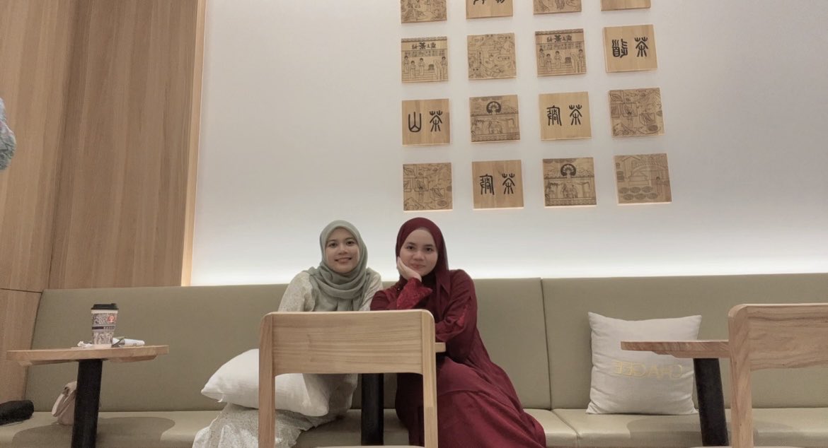 dirikuuberharga's tweet photo. dengan umaira 🎀✨ https://t.co/K55AwDZiyA