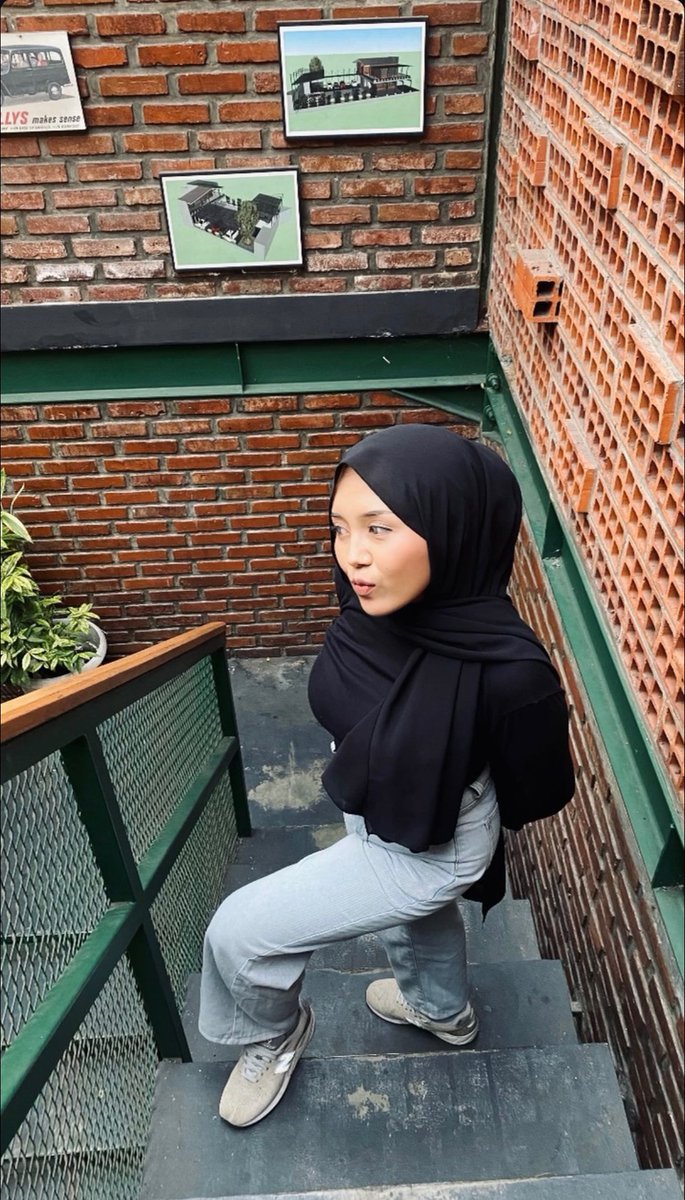 TangtuThree's tweet photo. #hijabbacol
#HijabNakal 
#hijabmesum #crotinfoto #crotinmuka https://t.co/vbpjelEHGy