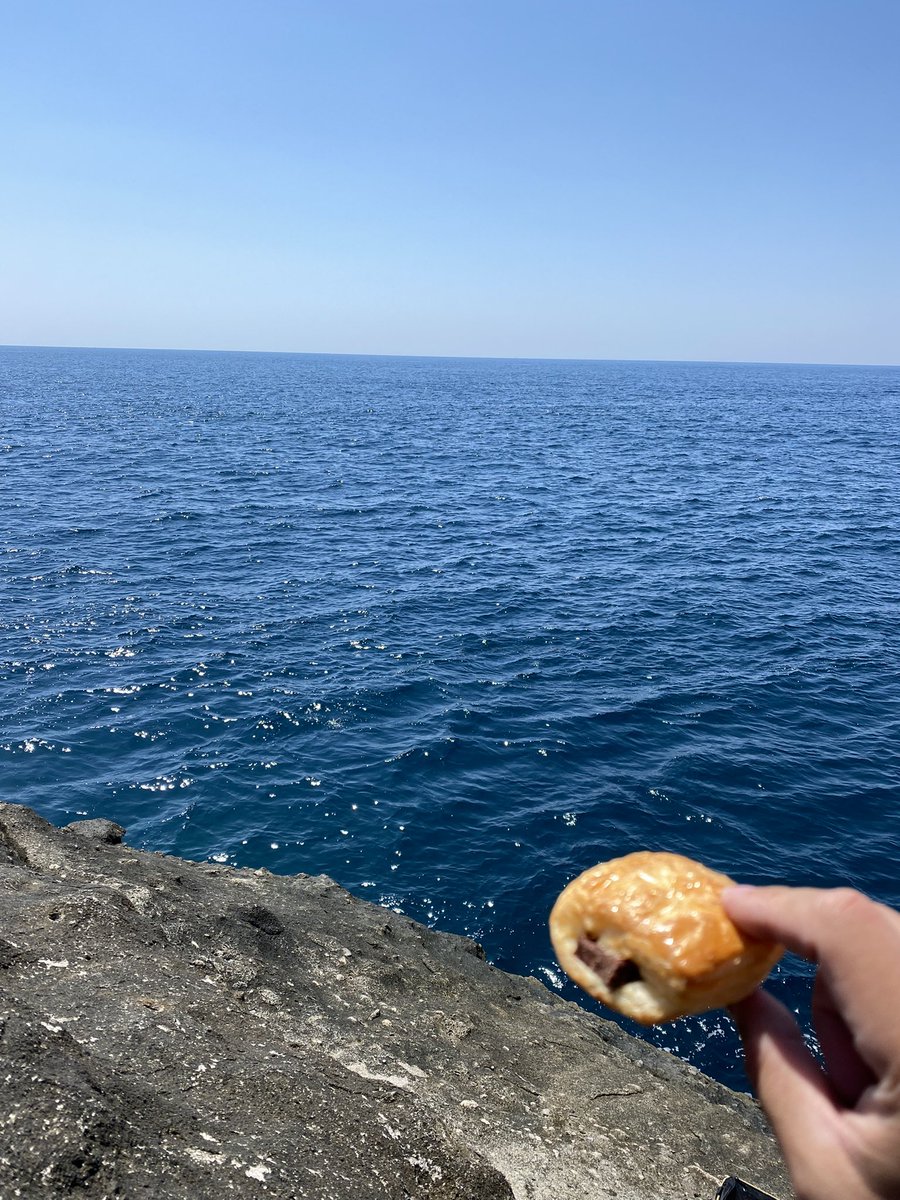 _Iceman_7's tweet photo. お昼ご飯🍞
今のところ持ち帰りはアカハタ1匹、、、😇 https://t.co/opHJhvgCh6