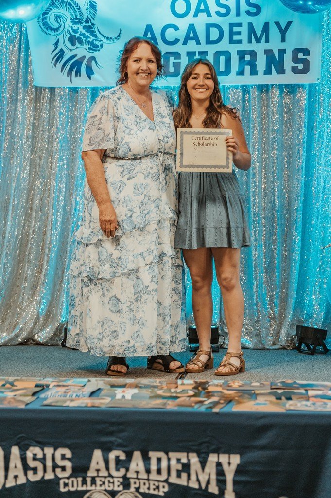 Did you know the Class of 2025 was awarded over $1.2 million dollars in scholarship money? To celebrate their success, Scholarship Night was on May 13. Thank you Taryn Lenon for taking these amazing photos. Way to go Bighorns! #Classof2025 #bighornblue #scholarshipmoney