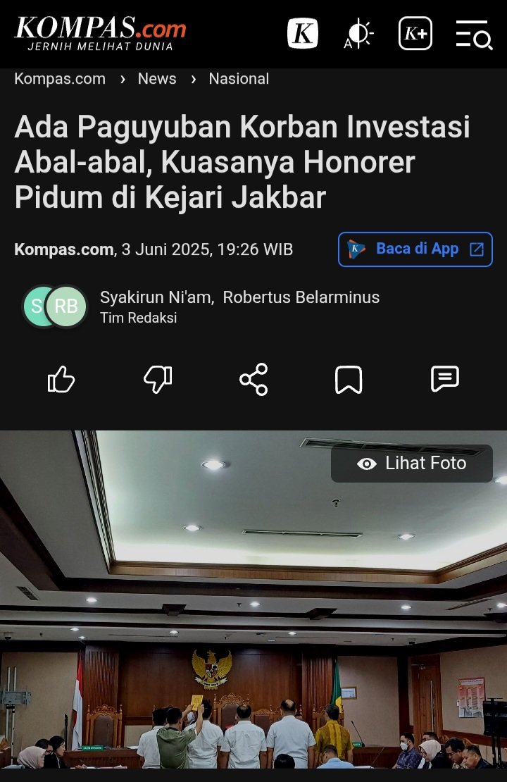 Skandal korupsi penilapan barang bukti uang sitaan sementara ,pemerasan dan suap.
 yang menjerat eks jaksa Kejari Jakbar, Azam Akhmad Akhsya.

Pegawai honorer Kejaksaan Negeri Jakarta Barat (Kejari Jakbar) Andi Rian, diduga menjadi kuasa paguyuban abal-abal korban investasi