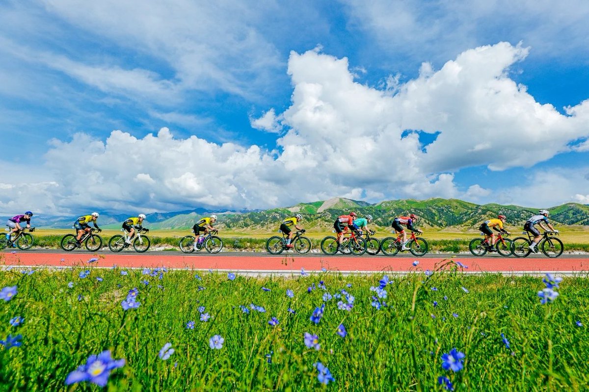 美丽的赛里木湖