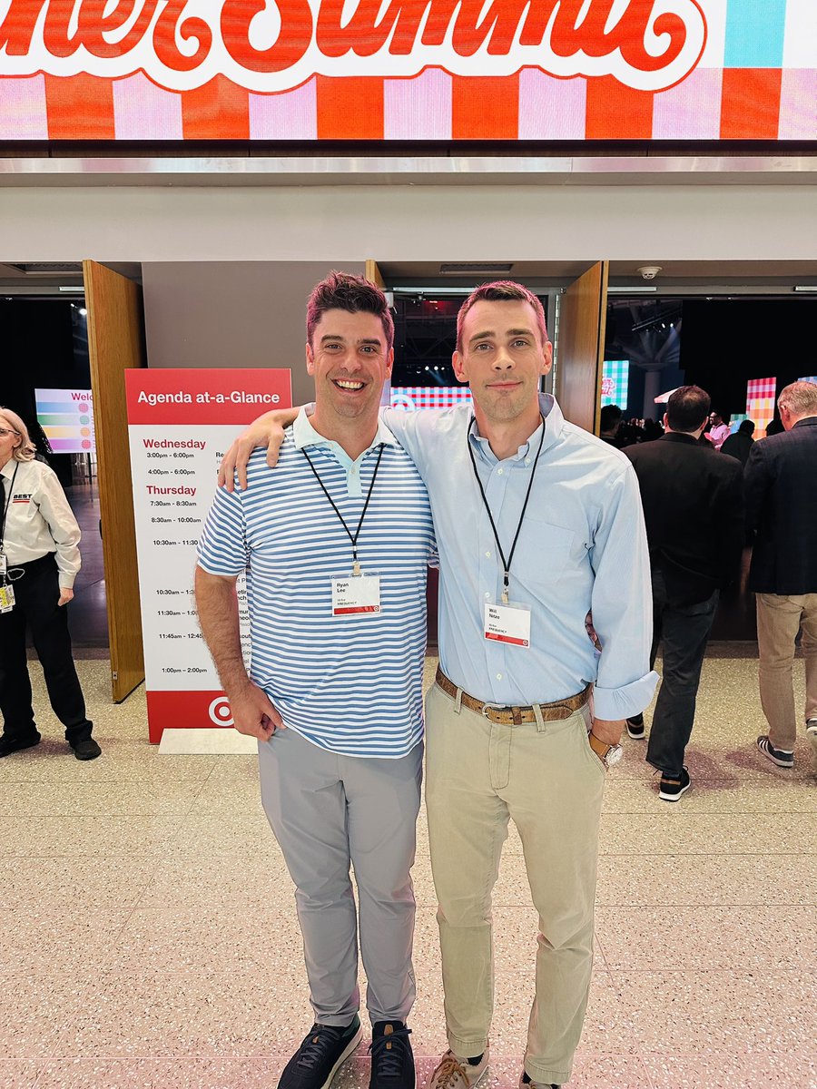 willnitze's tweet photo. Target Snacks Summit with the great and powerful @RyanLee_32 

Expanding into 100% of U.S. Target locations in a week (up from ~50%).

The future is bright. https://t.co/fDnfVYOzei