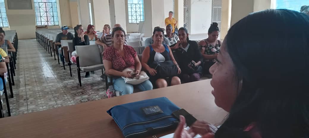 GMayabeque39033's tweet photo. 🇨🇺 | Mayabeque 
Con la presencia del Secretario del Comité Municipal del Partido de #Bejucal y la Vicegobernadora de la provincia inicia el Control Funcional al territorio acompañado de coordinadores de Programa y Objetivos, directivos y funcionarios.
#JuntosPorMayabeque https://t.co/jrfYFrLFl9