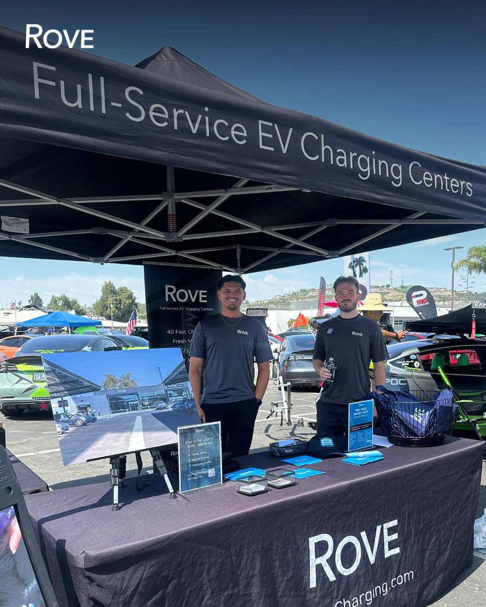 RoveCharging's tweet image. The energy was high at EV Fest ⚡⁠
⁠
Big thanks to everyone who visited the Rove booth this weekend. And we always love seeing our Mach-E friends!⁠
⁠
Keep finding your energy out there. 🔋⁠
⁠
#Rove #EVFest #FindYourEnergy #EVLife #CommunityPowered