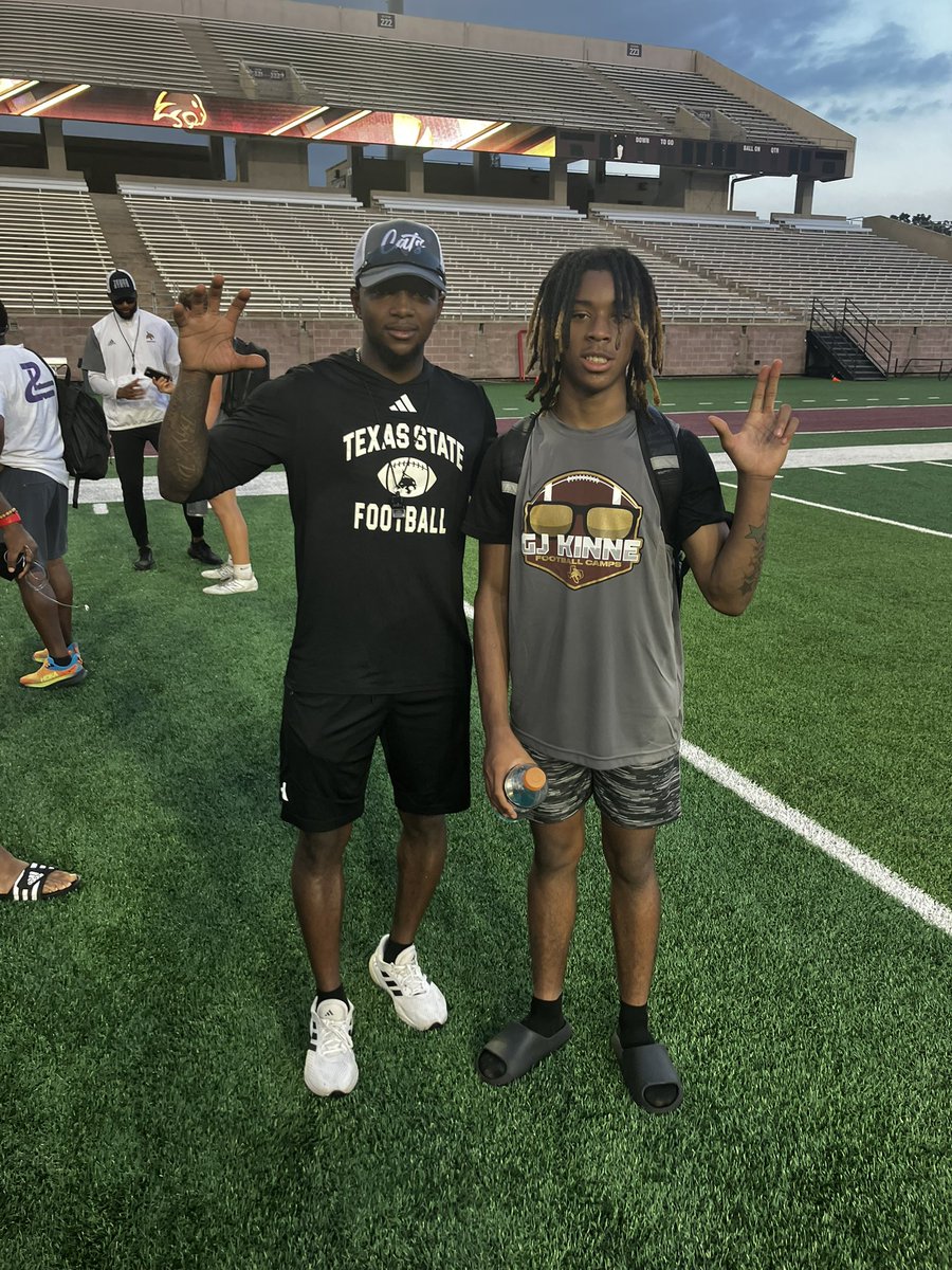 D_SampsonJr's tweet image. I had a great time at the @TXSTATEFOOTBALL camp, i greatly benefited from the db drills they had me doing. @Coach_Stuck @CoachDexG4WYW @CoachHolton_ @SHSCoachForeman @Alijawon2 @streetziam