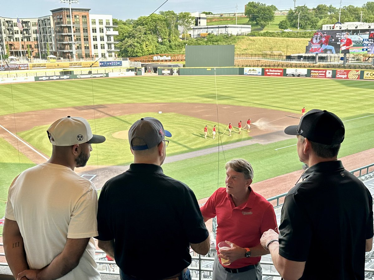 randyboyd's tweet photo. A fun night of @smokiesbaseball at Covenant Health Park hosting @NashvilleStars and the leaders of Music City Baseball who are working to bring Major League Baseball to Nashville! #MLBExpansion #MLBtoTennessee https://t.co/50Pd2w7CWl