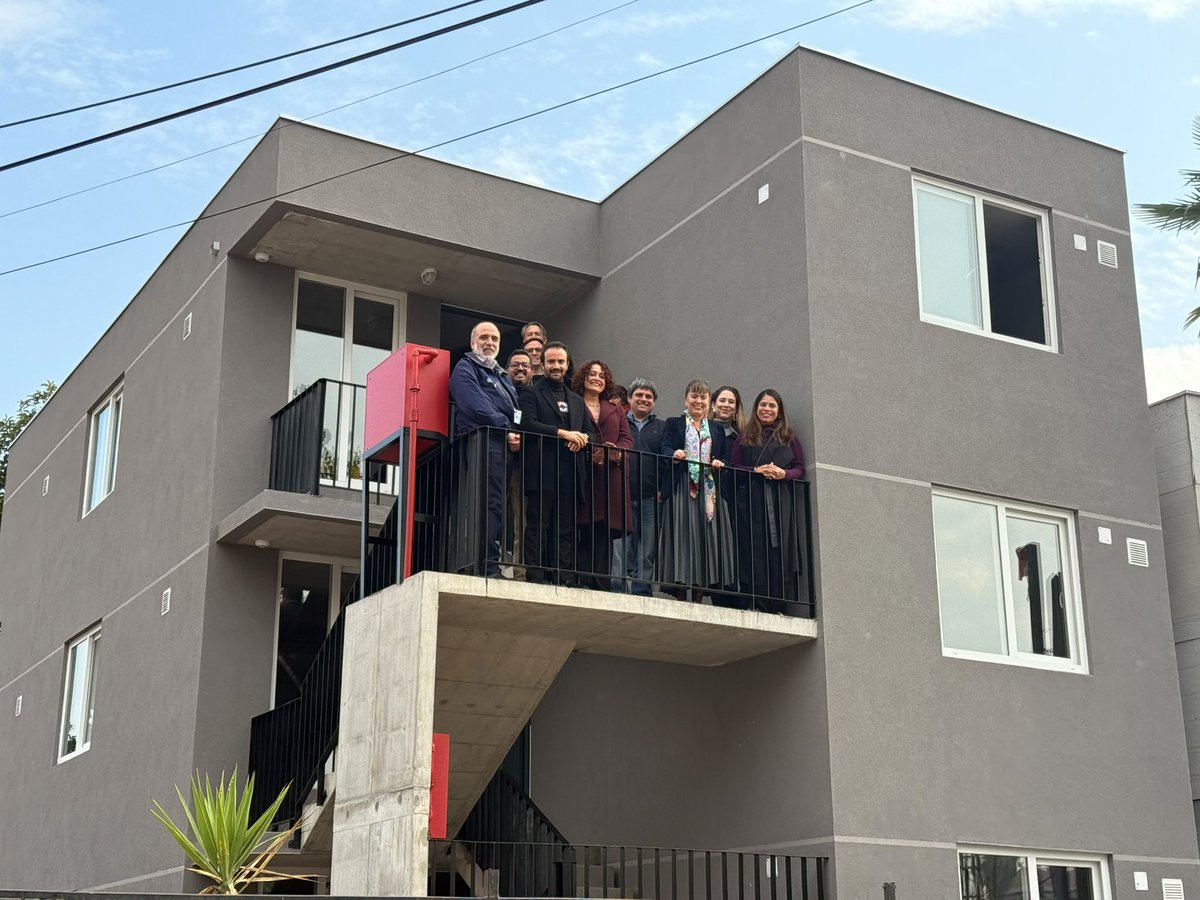 Gabriela Elgueta (@gabyelguetap) on Twitter photo Con la comitiva del <a href="/Minvivienda/">Minvivienda</a> de 🇨🇴, encabezada por la Viceministra <a href="/aydeemarsigliab/">Aydeé Marsiglia Bello</a>, y el <a href="/BancoMundialLAC/">Banco Mundial | América Latina y el Caribe</a> visitamos los Pequeños Condominios de Peñalolén. Valioso intercambio técnico/político sobre derecho a vivienda, integración barrial y planificación desde lo cotidiano. Con la comitiva del <a href="/Minvivienda/">Minvivienda</a> de 🇨🇴, encabezada por la Viceministra <a href="/aydeemarsigliab/">Aydeé Marsiglia Bello</a>, y el <a href="/BancoMundialLAC/">Banco Mundial | América Latina y el Caribe</a> visitamos los Pequeños Condominios de Peñalolén. Valioso intercambio técnico/político sobre derecho a vivienda, integración barrial y planificación desde lo cotidiano.