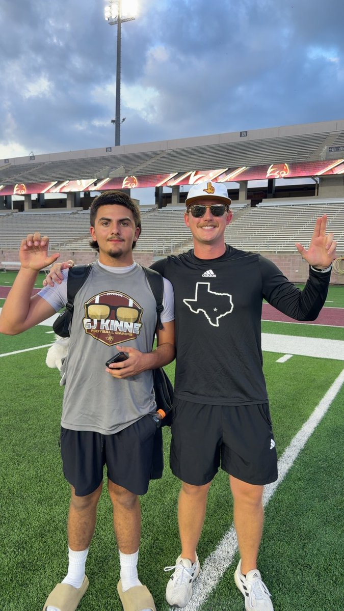 Trae vega (@traevega5x) on Twitter photo Had a great day <a href="/SSN_TexasState/">Sidelines - Texas State</a> got to get some work with some of the best coach’s. #EatEmUpcats <a href="/LDKep/">Landon Keopple</a> <a href="/SpencerHawthorn/">Spencer Hawthorn</a> <a href="/coachdaneevans/">Dane Evans</a>
<a href="/EastviewHFC/">William Robertson</a> <a href="/merghel17/">Sean Van de Merghel</a> <a href="/jwillis_16/">Justin Willis</a> <a href="/Coach__OMalley/">Coach O</a> <a href="/EmilyRoseComp90/">Emily Compean</a> Had a great day <a href="/SSN_TexasState/">Sidelines - Texas State</a> got to get some work with some of the best coach’s. #EatEmUpcats <a href="/LDKep/">Landon Keopple</a> <a href="/SpencerHawthorn/">Spencer Hawthorn</a> <a href="/coachdaneevans/">Dane Evans</a>
<a href="/EastviewHFC/">William Robertson</a> <a href="/merghel17/">Sean Van de Merghel</a> <a href="/jwillis_16/">Justin Willis</a> <a href="/Coach__OMalley/">Coach O</a> <a href="/EmilyRoseComp90/">Emily Compean</a>
