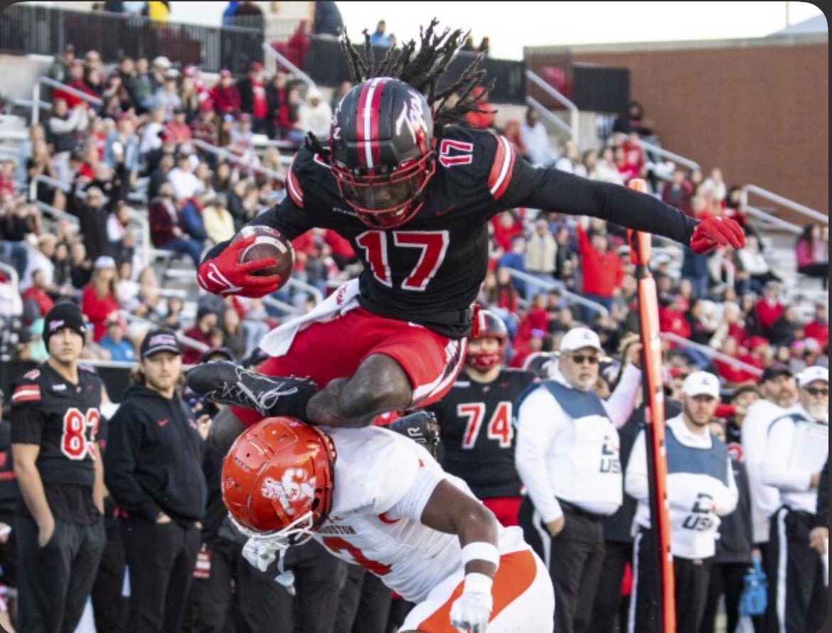 Kamoni Dotson (@kamonid11) on Twitter photo Very greatful to receive my first D1 offer from western kentucky! <a href="/CoachDBrown27/">Coach Von Brown</a> <a href="/Coach_Helton/">Tyson Helton</a> <a href="/BullsShowtime/">Showtime Bulls</a> <a href="/Showtime12u/">Maurice jones</a> <a href="/One11Recruiting/">One11 Recruiting</a> <a href="/Rivals/">Rivals</a> <a href="/247recruiting/">247Sports Recruiting</a> <a href="/352SouthFB/">352 South Football</a> <a href="/adamgorney/">Adam Gorney</a> <a href="/CoachBSpaulding/">Brice Spaulding</a> <a href="/LeopardsFB2022/">Hernando Leopards Football</a> Very greatful to receive my first D1 offer from western kentucky! <a href="/CoachDBrown27/">Coach Von Brown</a> <a href="/Coach_Helton/">Tyson Helton</a> <a href="/BullsShowtime/">Showtime Bulls</a> <a href="/Showtime12u/">Maurice jones</a> <a href="/One11Recruiting/">One11 Recruiting</a> <a href="/Rivals/">Rivals</a> <a href="/247recruiting/">247Sports Recruiting</a> <a href="/352SouthFB/">352 South Football</a> <a href="/adamgorney/">Adam Gorney</a> <a href="/CoachBSpaulding/">Brice Spaulding</a> <a href="/LeopardsFB2022/">Hernando Leopards Football</a>