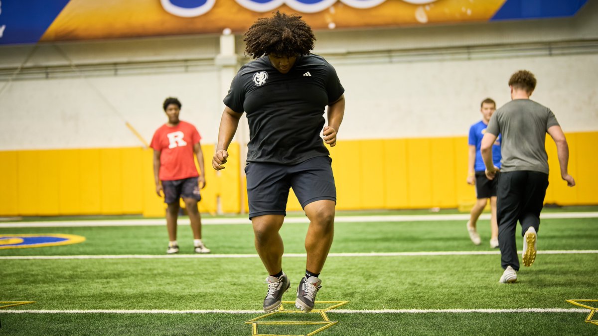 QuamirBattles's tweet image. Blessing to be able to workout and get Speed &amp;amp; Agility training weeknights with Coach D. Brown (@210ths ), Coach Byron (@7twiceAcademy ), and Coach Wheeler (@ShadWheeler_ ).  #bigboygothops