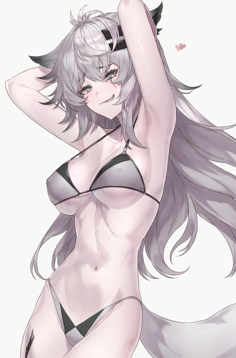 Alright, she’ll be right back…!

Off she goes…and back she returns in just a few moments…

“Sooo, what do you think?”