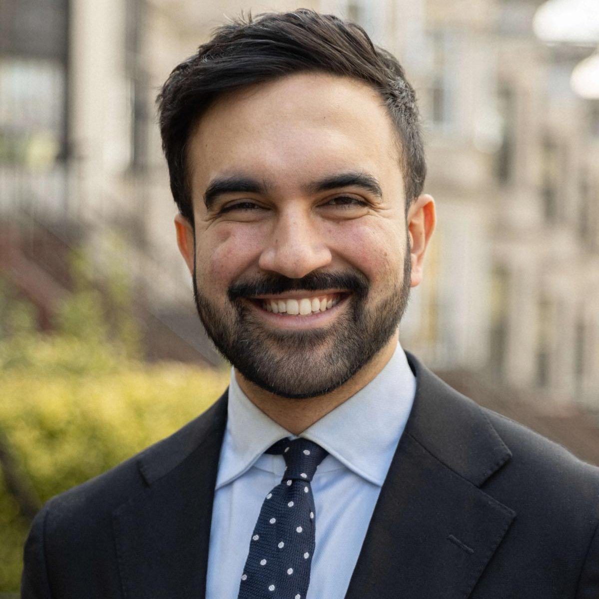 Protect Kamala Harris ✊ (@disavowtrump20) on Twitter photo New York City Mayoral candidate Zohran Mamdani: “I am Donald Trump's worst nightmare as a progressive, Muslim immigrant who actually fights for the things I believe in.”
RETWEET if you stand with <a href="/ZohranKMamdani/">Zohran Kwame Mamdani</a> against Donald Trump! New York City Mayoral candidate Zohran Mamdani: “I am Donald Trump's worst nightmare as a progressive, Muslim immigrant who actually fights for the things I believe in.”
RETWEET if you stand with <a href="/ZohranKMamdani/">Zohran Kwame Mamdani</a> against Donald Trump!