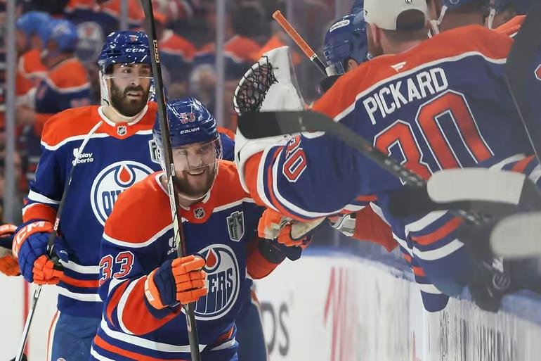 bilkis55066's tweet photo. Stanley Cup Final 2025 score and live updates: Panthers lead Oilers 3-2 in Game 1 update news.. https://t.co/zmXcNS3ZZT

#StanleyCup #StanleyCupFinals #pantherlead #news #game #newsupdate https://t.co/NB5IrUJeKa