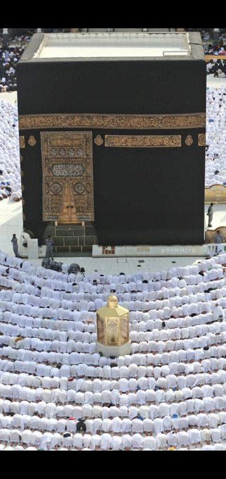 #غرد_بالقرآن

رَبَّنَا وَاجْعَلْنَا مُسْلِـمَيْنِ لَكَ وَمِنْ ذُرِّيَّتِنَا أُمَّةً مُسْلِـمَةً لَكَ وَأَرِنَا مَنَاسِكَنَا وَتُبْ عَلَيْنَا إِنَّكَ أَنْتَ التَّوَّابُ الرَّحِيمُ 

#الحج
#عشر_ذي_الحجة 
#حج1446