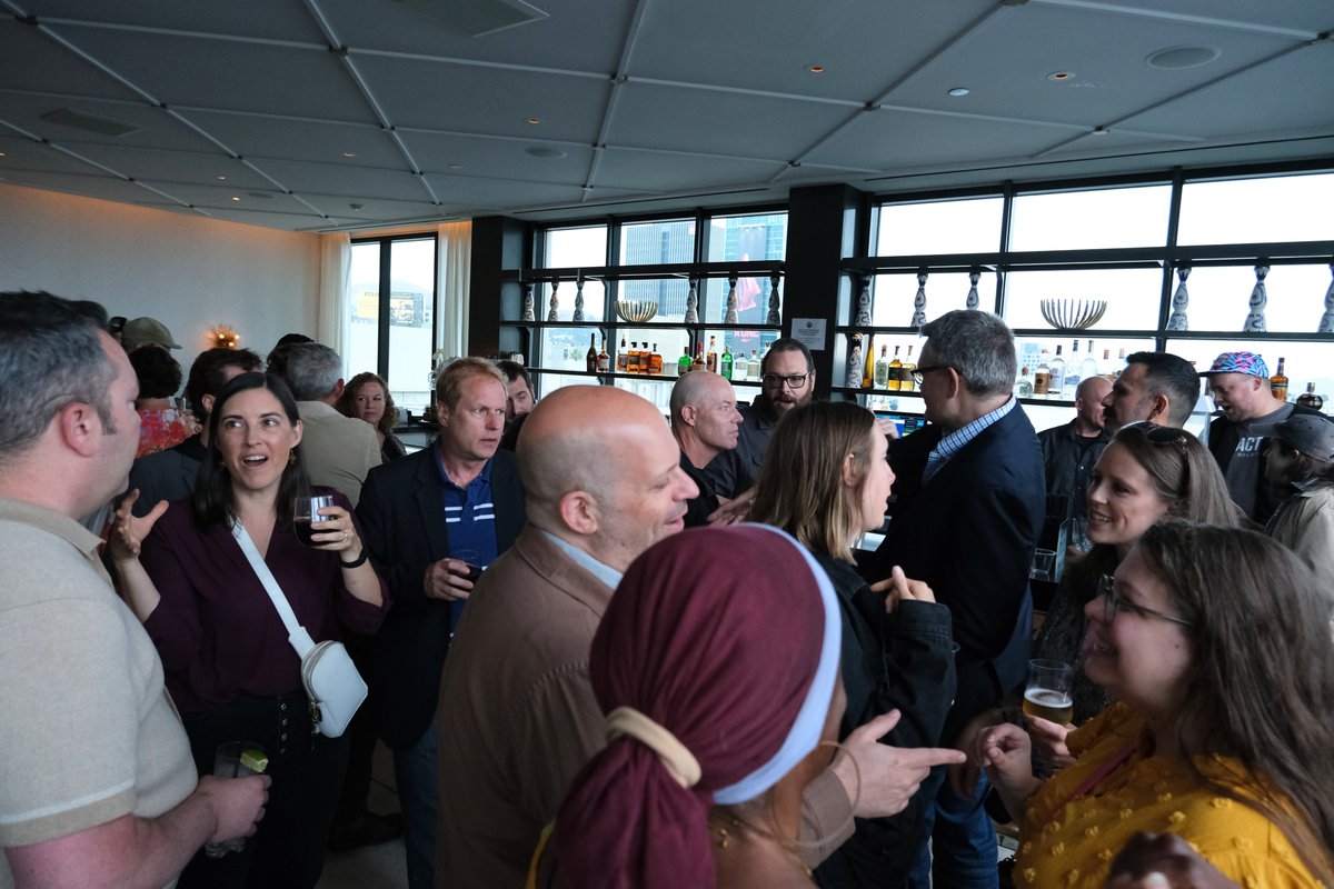 Impact24PR's tweet photo. Such incredible energy! Thanks to everyone who came out to our Cutting Edge: An Entertainment Mixer for Editors and Creatives last week! It was so much fun getting to meet all of you and connect! Scroll to see pics from the event. (1/3) https://t.co/FkVrhVp7o8