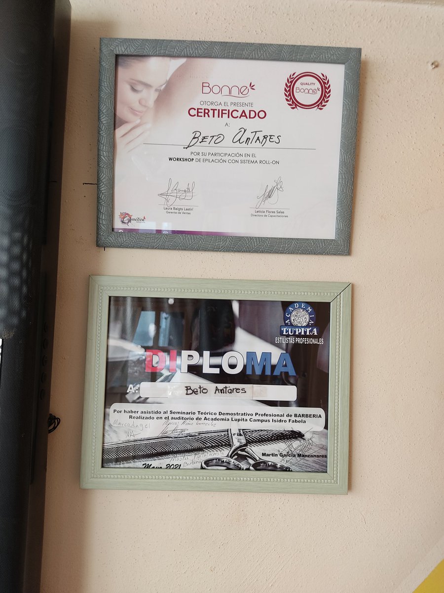 Saludos #Cobacheros.
Me es grato compartirles que para mí es muy importante mi trabajo, amo lo que hago. Es por ello que me esfuerzo por dar lo mejor de mi para todos ustedes.
Gracias por confiar en su servidor y por motivarme a seguir mejorando.
 #PlusCobacha #MorboCobacha