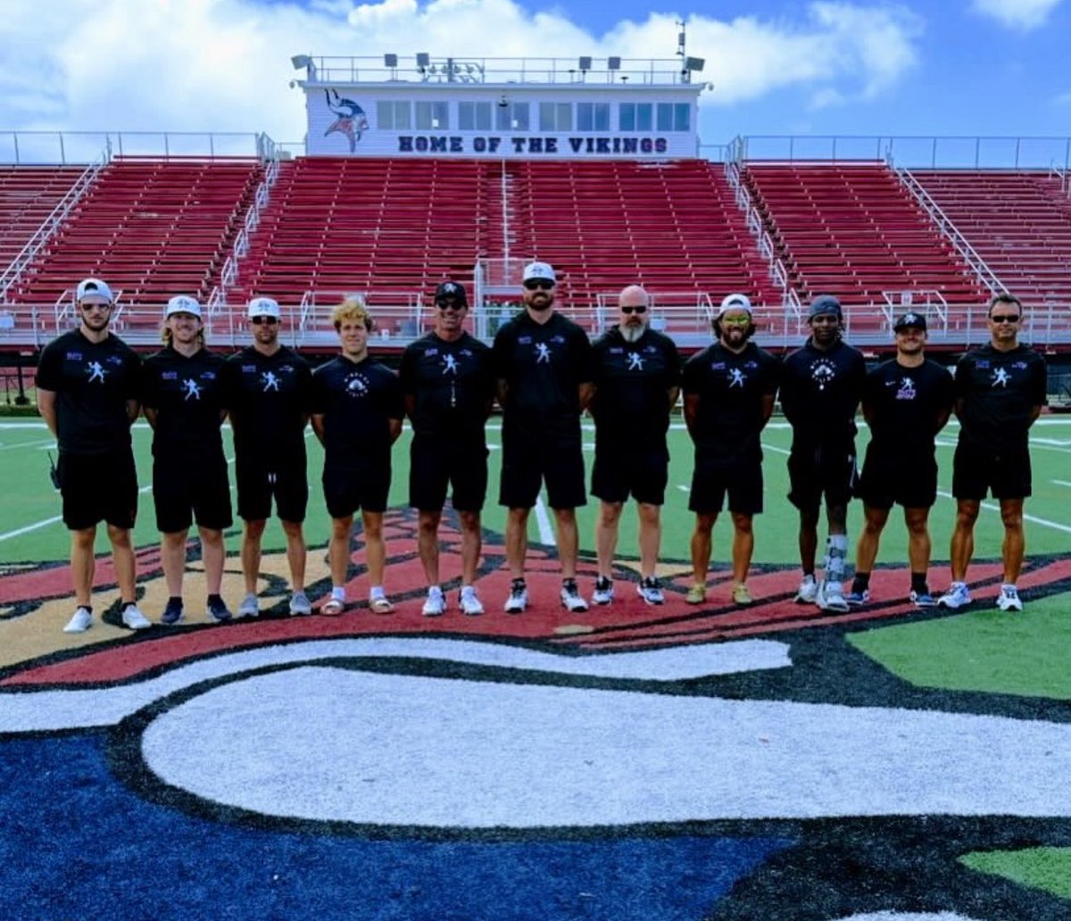 QB Vision (@visionqb) on Twitter photo Blessed to have the best staff in the country.
Missing in the picture is <a href="/_HeathWilliams9/">Heath Williams Jr.</a> Erik Foss, <a href="/Connor__Neal/">Connor</a> , Todd Knipp, <a href="/parker_kelley10/">Parker Kelley</a> Blessed to have the best staff in the country.
Missing in the picture is <a href="/_HeathWilliams9/">Heath Williams Jr.</a> Erik Foss, <a href="/Connor__Neal/">Connor</a> , Todd Knipp, <a href="/parker_kelley10/">Parker Kelley</a>