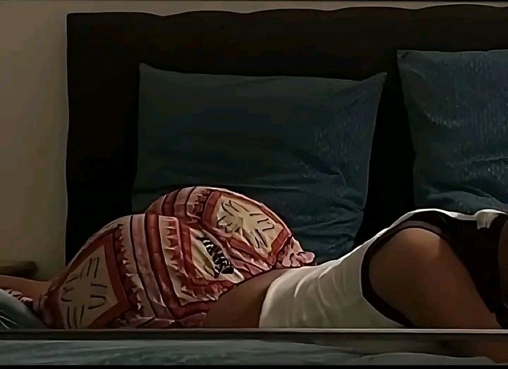 शादी से पहले हर लौंडा यही सोचता है कि रोज लूँगा... ऐसे लूँगा... वैसे लूंगा लेकिन जब शादी हो जाती है तब सच्चाई पता चलती है कि बोलना आसान है... और करना मुश्किल... आधे टाइम तो घरवाली काम कर के थक जाती है फिर अगर वो करवाने को राजी भी हो तो जितना मन आपका होता है उतना उसका नही होता...