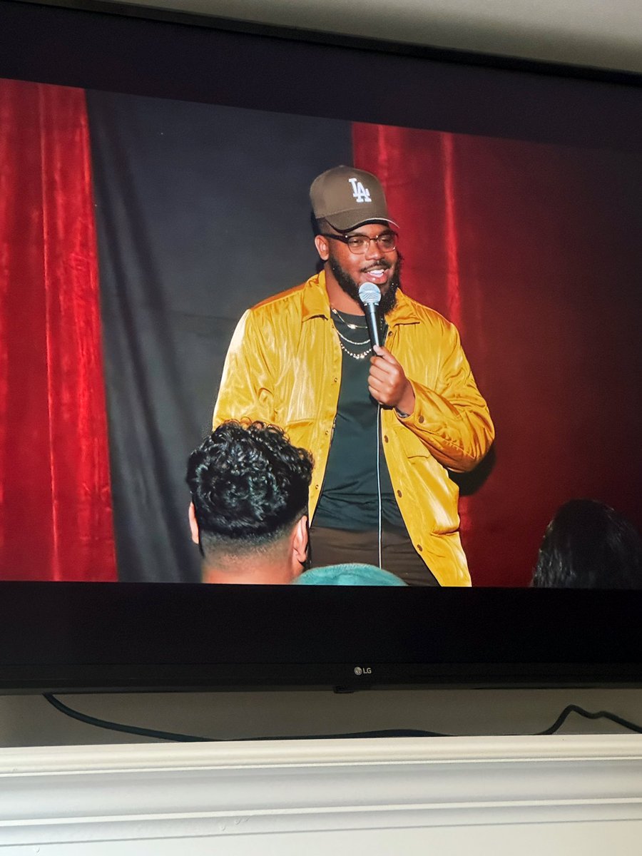BigReeseComedy's tweet photo. Watching my brother deliver another masterpiece. This dude has opened up so many doors for me and the rest of our team. Bruh's killing it. Go stream #AssGuy! https://t.co/U6A74KbSkN