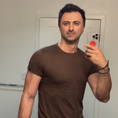 NazarGoToU's tweet photo. #NewProfilePic https://t.co/wN8n571y2o