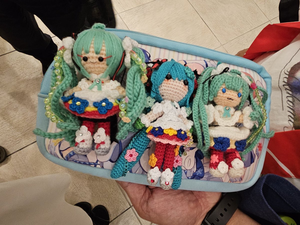 ami1512's tweet photo. ブルミン沖縄すっごく楽しかった✨
久しぶりの現場で何度も聴いた曲が今更ぶっ刺さり泣くというwww
ライブも観光も飲みも楽しい沖縄旅行でした✨
お話してくれた皆さんありがとうございました☺ https://t.co/RrZ1vyBRCJ