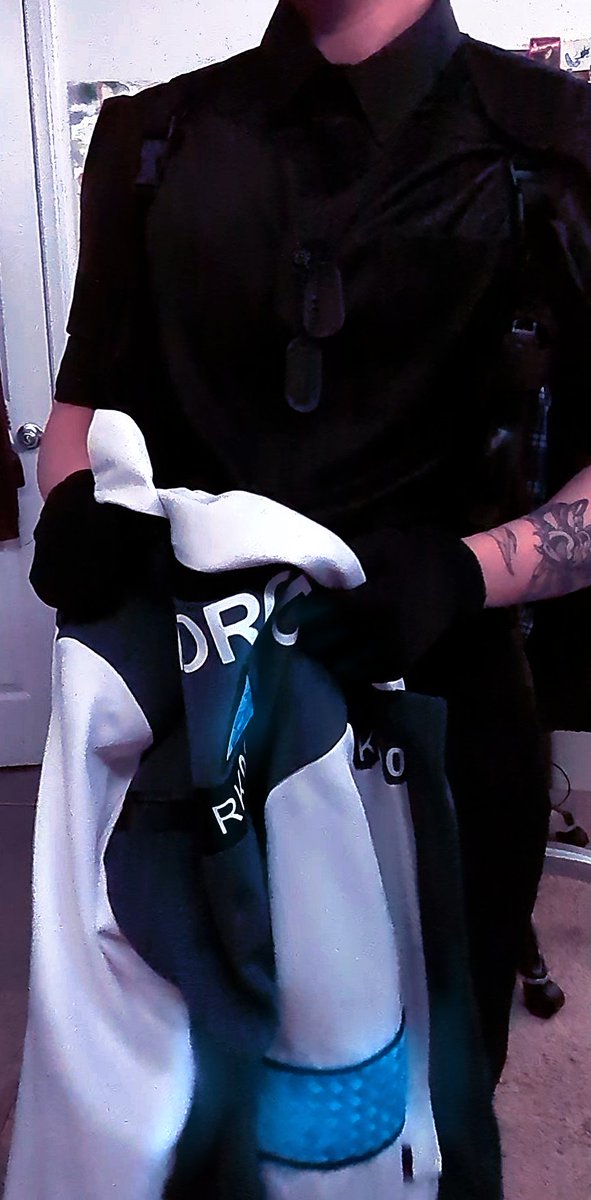 DrifterNox's tweet image. ⚠️New Pinned :)⚠️
Hey, I'm Nox. (or R/Relic)
My brain compels me to draw and very occasionally cosplay or it'll decay so you will find the evidence of that right here.
Or, well, in other places too
🔹drifternox.tumblr.com
🔹drifternox.straw.page
🔹bsky.app/profile/drifte…