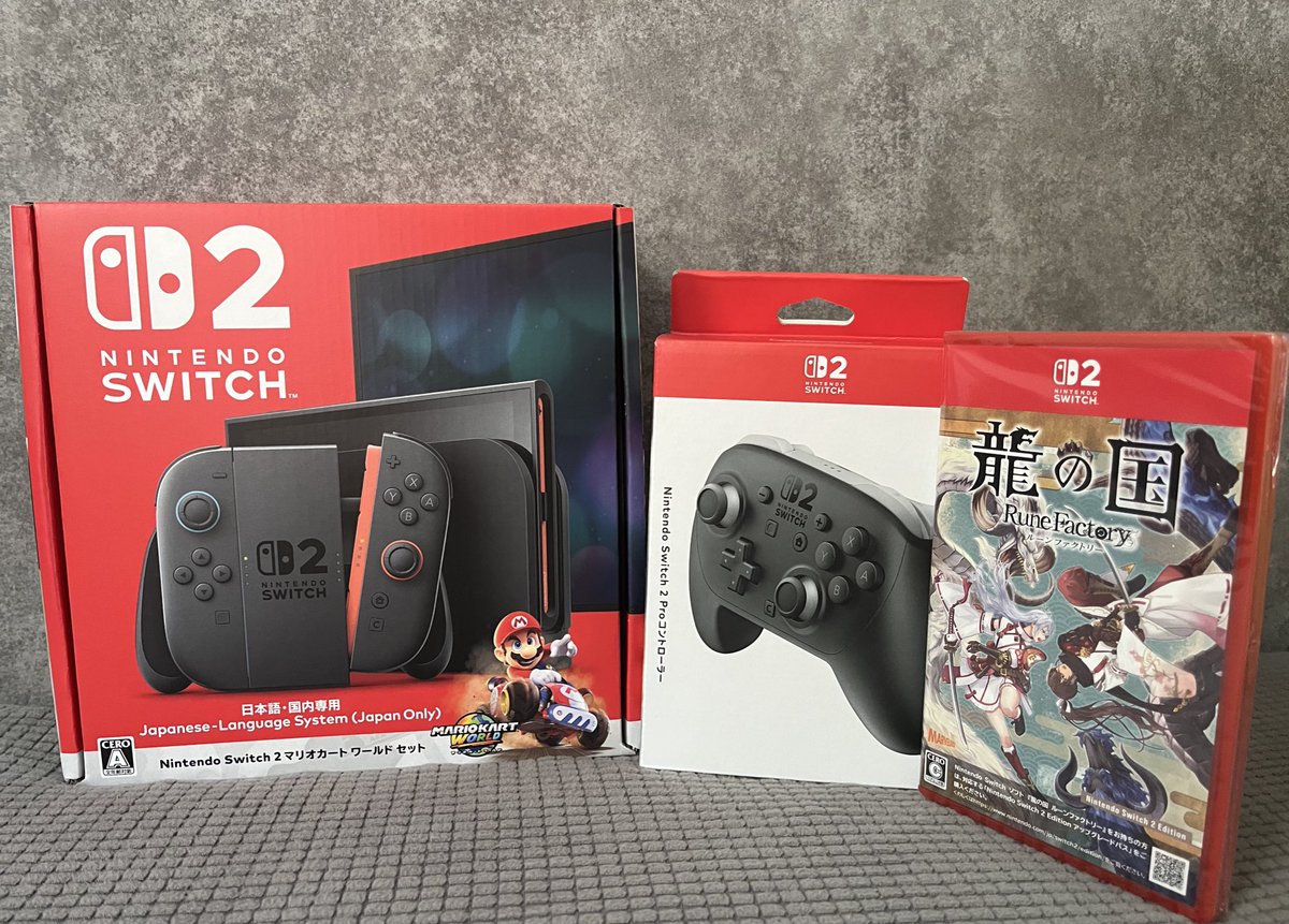 spla_ganbaru's tweet photo. Switch2とルンファク( ᴖ_ᴖ )ぐへへ
今日やることぜーんぶ終わらせてからやるよォたのしみたのしみ https://t.co/OyM5lYWiMu