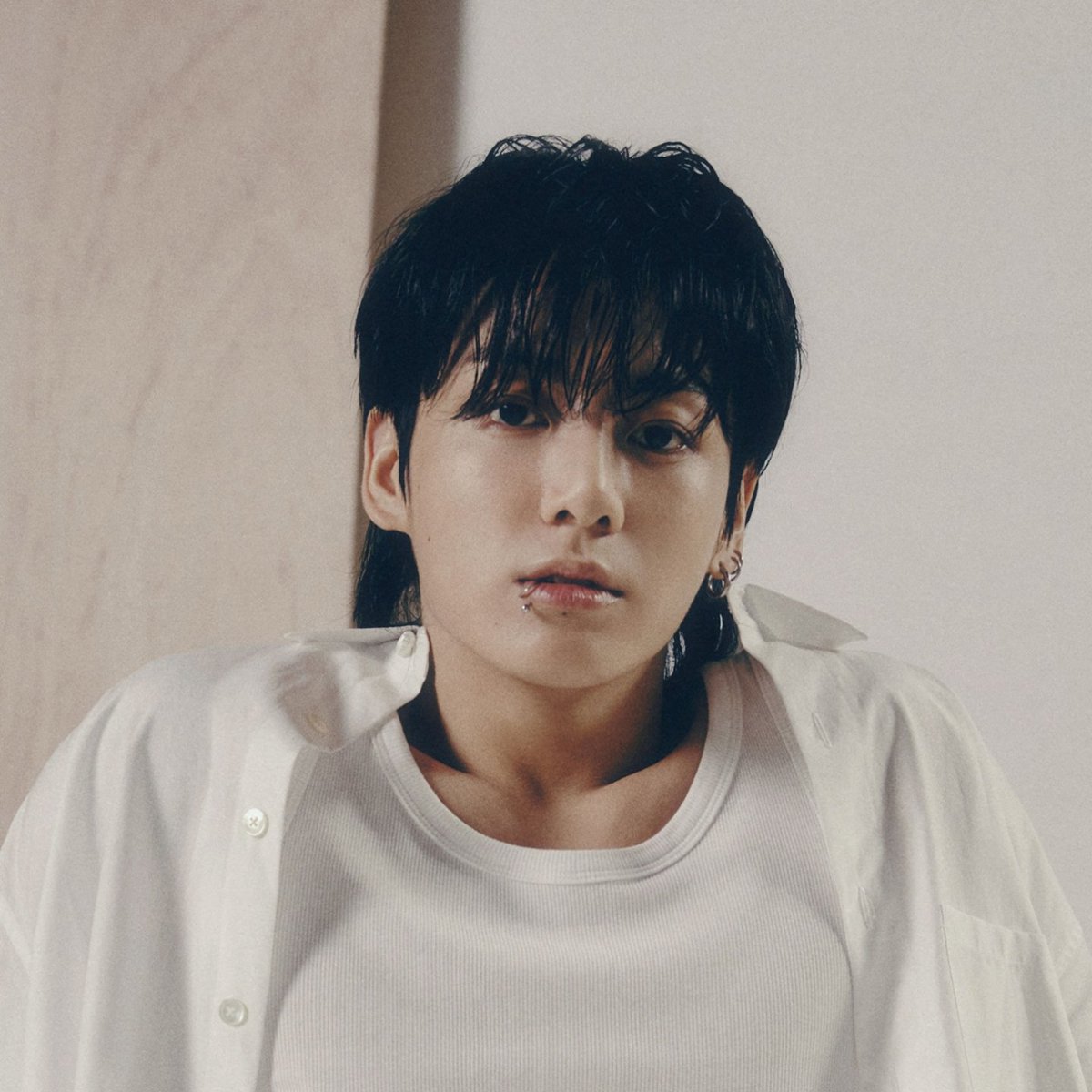 OneilyMusic's tweet photo. Jung Kook and SUGA are the most successful BTS members on Apple Music, YouTube, and Melon. https://t.co/jTQvKfW121