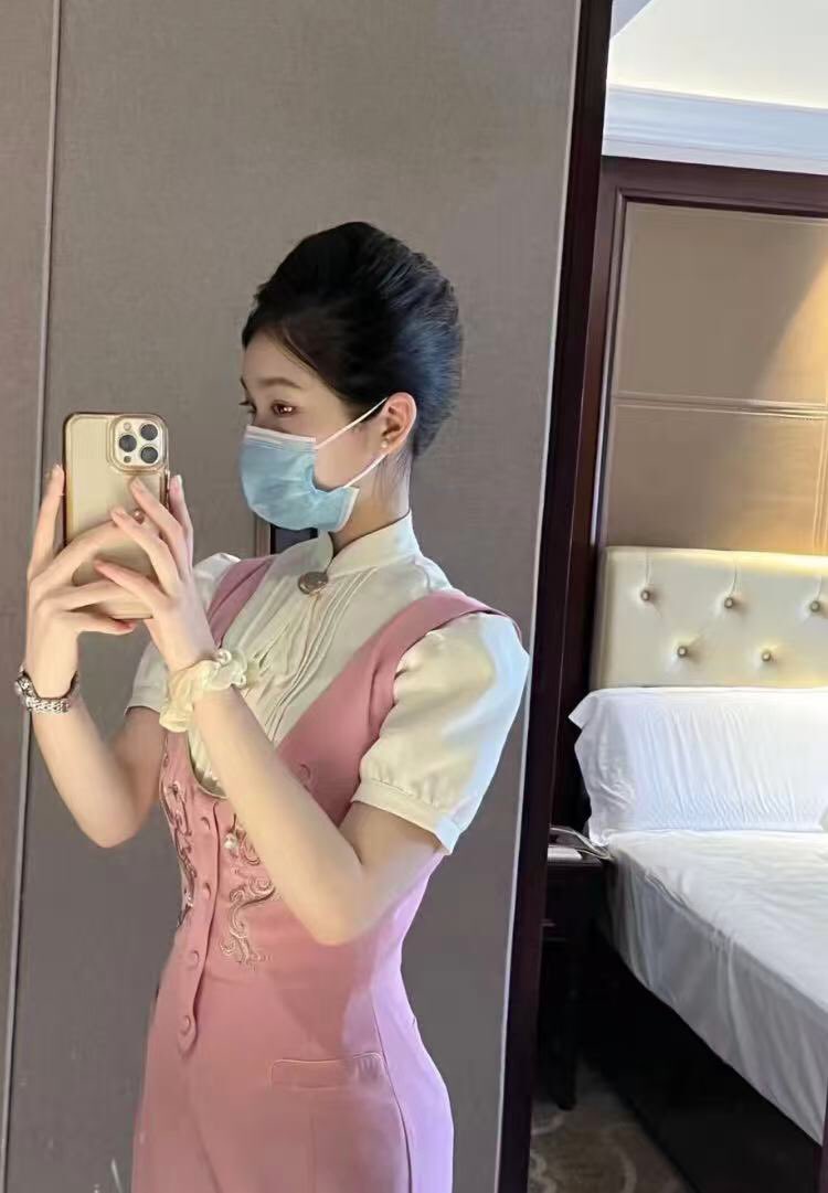 feifei3890's tweet photo. 生活本来就是东拼西凑 #空姐 https://t.co/6ruIgfqmtS