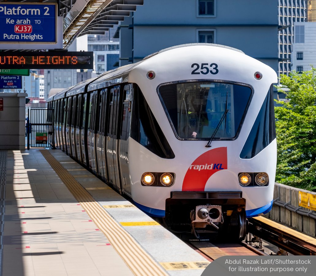 NewsBFM's tweet photo. The government is considering building housing near or above LRT and MRT stations to ease traffic congestion.

Putrajaya says the plan includes both public and private units, with a portion allocated for public use.

🧵1 https://t.co/DNOm2I7YuF