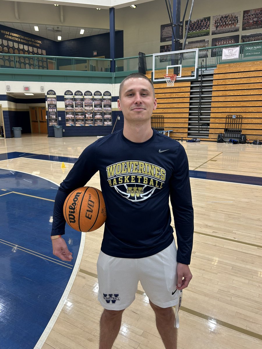 WFHS Basketball (@wfhsbasketball) on Twitter photo Big night for our <a href="/TimHartshorn13/">Tim Hartshorn</a> in Men’s League game last night, going for 40… was 10-12 from 3, crazy…after playing 3 years of college football, he is looking to enter the portal for a final year of basketball.
#baller
#LotOfGameLeft
#GiveMeAChance Big night for our <a href="/TimHartshorn13/">Tim Hartshorn</a> in Men’s League game last night, going for 40… was 10-12 from 3, crazy…after playing 3 years of college football, he is looking to enter the portal for a final year of basketball.
#baller
#LotOfGameLeft
#GiveMeAChance