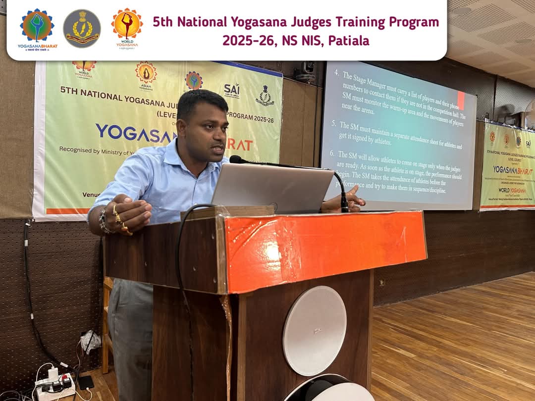 YOGASANASPORTS1's tweet photo. 📢 Day 2 Highlights from the 5th National Yogasana Judges Training Program at NS NIS Patiala!

Mr. Pankaj Majumder Ji, State Secretary Yogasana Association of Tripura focused particular session on the Yogasana Sport events was conducted today. 
@DrManikSaha2
@tinkuroybjp https://t.co/nOzY3GbBfc
