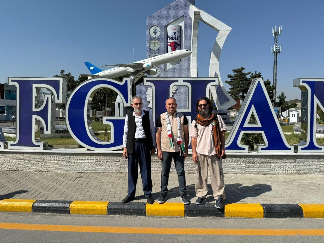 Afganistan Notları - 4

Sabırla Yazılan Fetih: Afganistan’da Onurlu Direniş

Kalezal ilçesinde köylerde geçirdiğimiz iki günün ardından Kunduz’a doğru yola çıktık. Önümüzde üç saatlik zorlu bir yol vardı; kimi zaman tozlu dar patikalardan, kimi zaman da bozuk yollardan