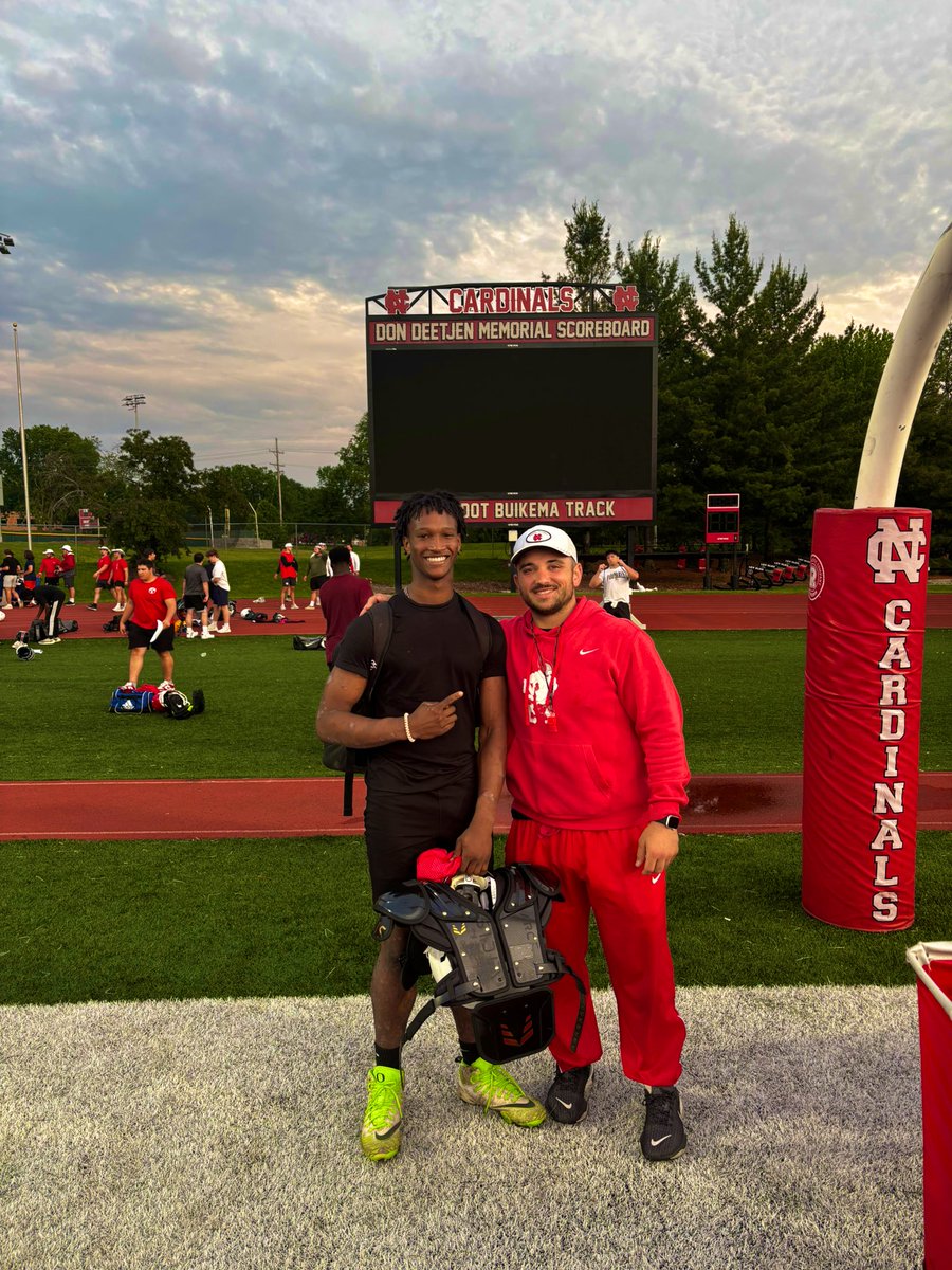 Daryl Barfield III (6’1 195 DL/OLB) (@darylbarfield66) on Twitter photo “Had a great time competing at <a href="/football_ncc/">NCC Football</a> North Central Prospect Camp. Thank you <a href="/CoachWark/">Derrek Warkenthien</a> <a href="/CoachDierking/">Shane Dierking</a> <a href="/CoachStuedemann/">Eric Stuedemann</a> <a href="/Coach_Wood34/">Colin Wood</a> <a href="/CoachFehrle/">Coach Fehrle</a> <a href="/Kalus_Murphy/">Coach Murphy</a> <a href="/CoachFoster7/">Luke Foster</a> for the opportunity to work. <a href="/PrepRedzoneIL/">Prep Redzone Illinois</a> <a href="/CoachDavis247/">Myles Davis</a> <a href="/CoachHawks6/">Adell Hawks</a> <a href="/RHSKnightsFB/">Richwoods Football</a> <a href="/247Sports/">247Sports</a> “Had a great time competing at <a href="/football_ncc/">NCC Football</a> North Central Prospect Camp. Thank you <a href="/CoachWark/">Derrek Warkenthien</a> <a href="/CoachDierking/">Shane Dierking</a> <a href="/CoachStuedemann/">Eric Stuedemann</a> <a href="/Coach_Wood34/">Colin Wood</a> <a href="/CoachFehrle/">Coach Fehrle</a> <a href="/Kalus_Murphy/">Coach Murphy</a> <a href="/CoachFoster7/">Luke Foster</a> for the opportunity to work. <a href="/PrepRedzoneIL/">Prep Redzone Illinois</a> <a href="/CoachDavis247/">Myles Davis</a> <a href="/CoachHawks6/">Adell Hawks</a> <a href="/RHSKnightsFB/">Richwoods Football</a> <a href="/247Sports/">247Sports</a>