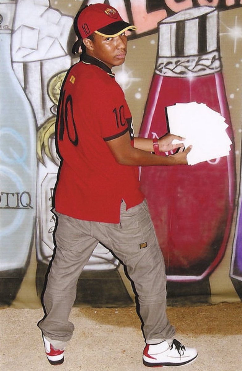 This was generational 2010 DMV region attire

2010 Polo Ralph Lauren “Spain” Rugby + G Star Denim + Nike Air Jordan 2 (2010 Retro)

worn by Chris “Bossman” Smith