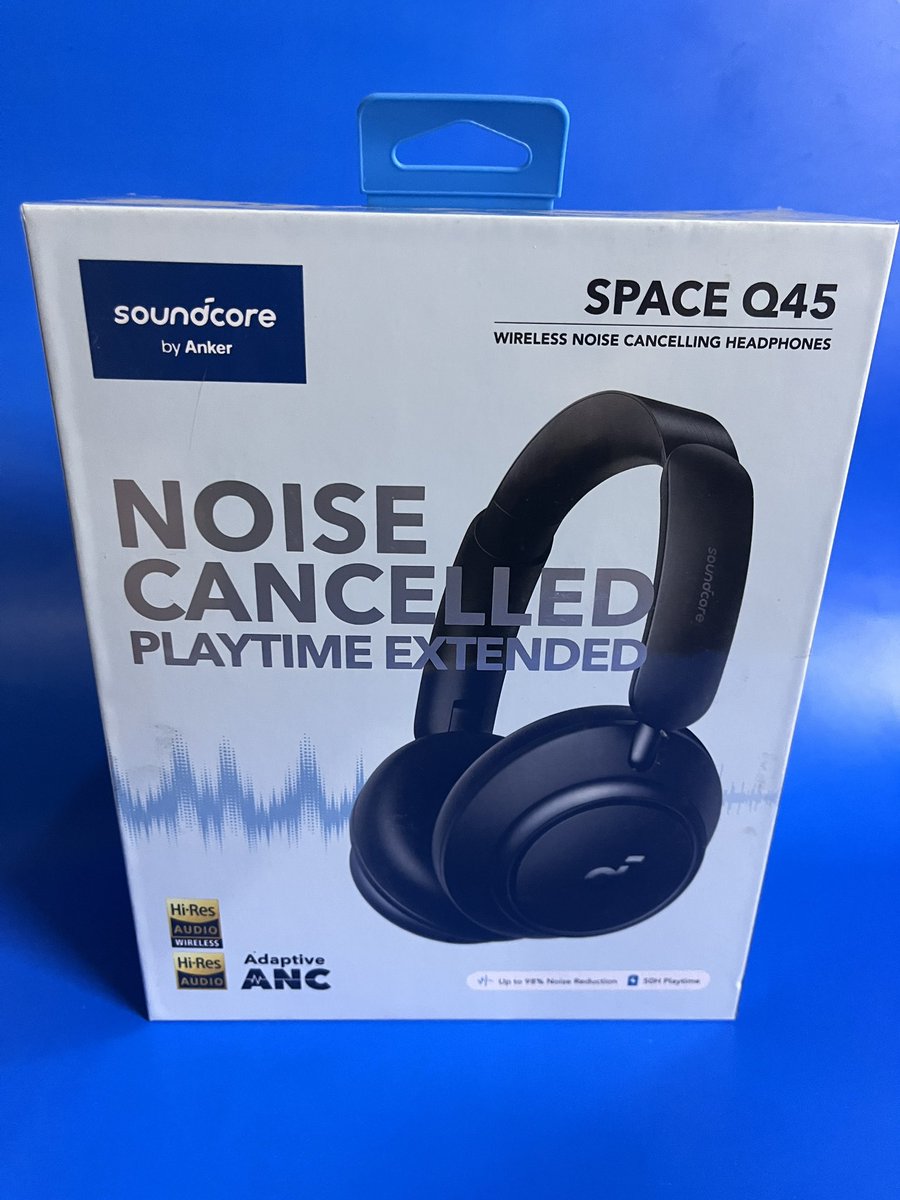 Tenemos algunos productos para los amantes de escuchar música con la mejor Calidad! Además la modelo les entrega en persona y algunos productos tienen sorpresa incluida!