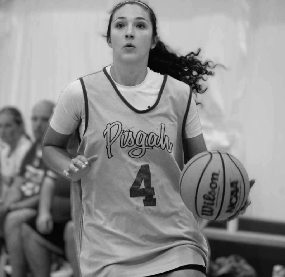 talkinghoops23's tweet photo. Campbell Barron Is A Bucket Big Fan Of Her Game College coaches You Definitely Need To Check Her Out @CampbellBarron2 https://t.co/Y3pLCXgsG0