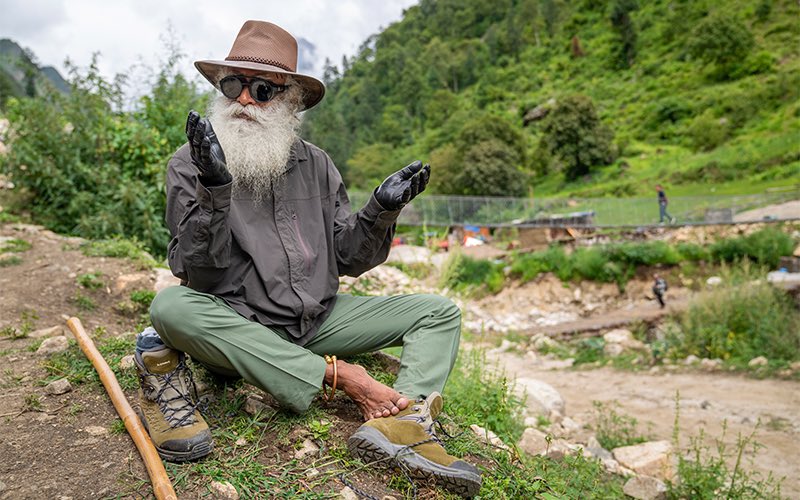 Sadhguru tweet media