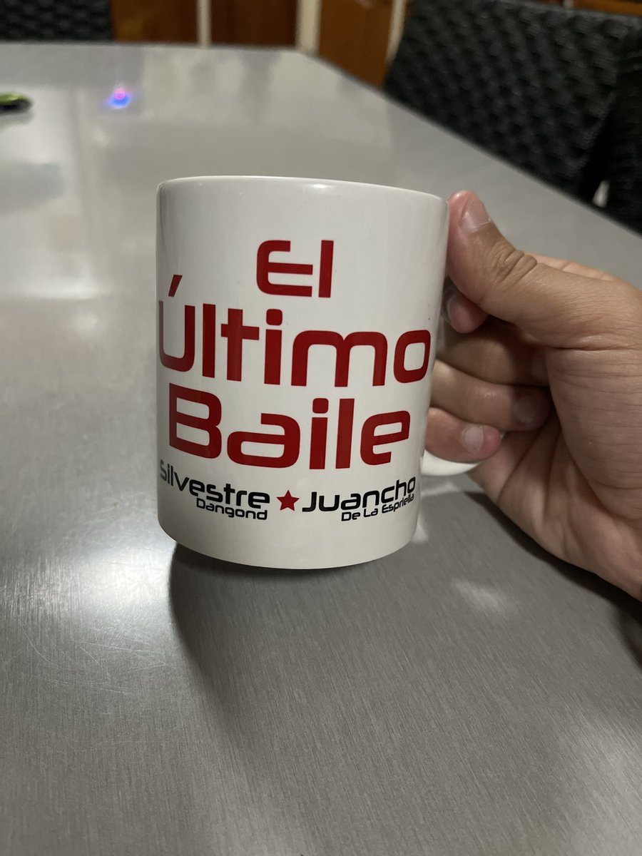 Ricardosd7's tweet photo. Mucho guayabo después de 4 días de festival 😵‍💫😵‍💫 .. y esperando lo que viene 🔥 @SilvestreFDC @JDeLaEspriella #ElUltimoBaile #SilvestreyJuancho https://t.co/JVGIEGv5nD