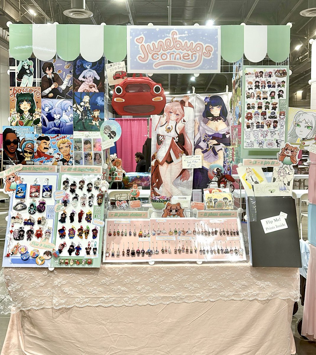 i’ll be vending at #weebconindy this weekend! find me at booth 26 in the artist alley٩( ᐛ )و