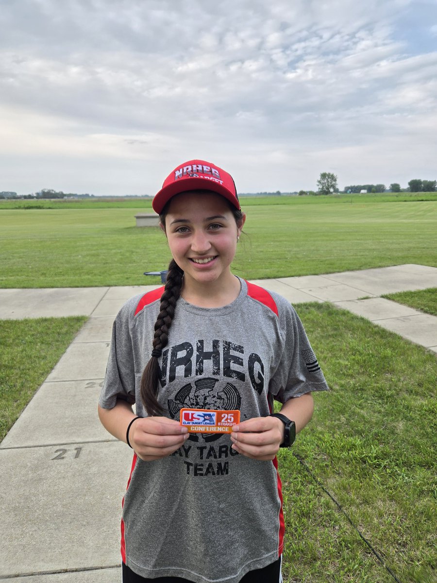 Gracie Luna with a 25 straight tonight.