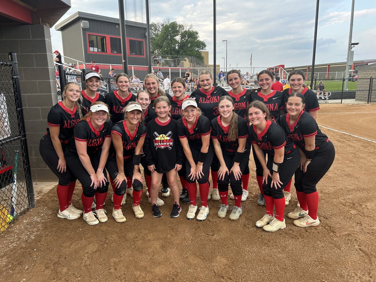 Algona Bulldog Softball tweet media