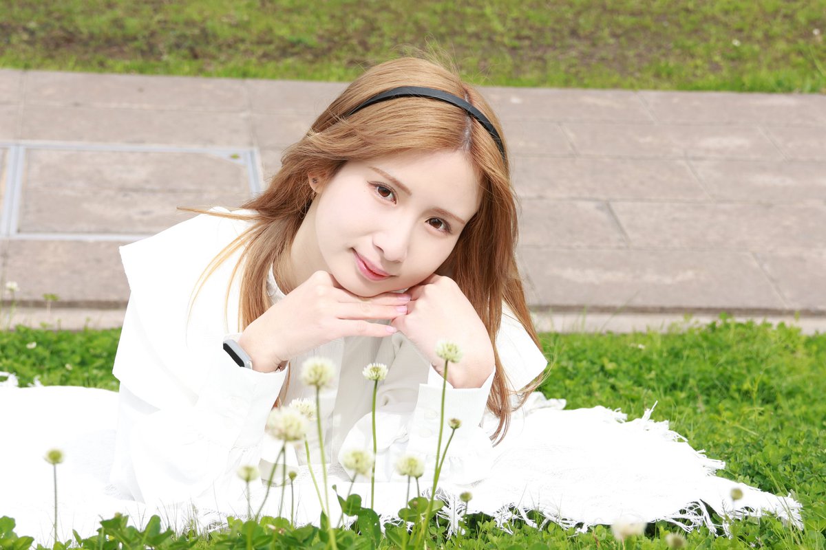 nowb48436081's tweet photo. 前村優衣さん2025年3月末個撮④
model:前村優衣さん(@_______zzzy)
シロツメクサ坂の上から...
#前村優衣 #マエムラユイ #ハンドメイド作家 #オリジナルブランド #diFFi #アクセサリー #ポートレート #一眼レフ #モデル #撮影会 #canon #被写体さんと繋がりたい #カメラマンさんと繫がりたい https://t.co/Ahwg788pdc
